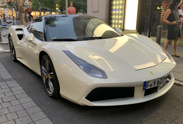 Ferrari 488 Spider