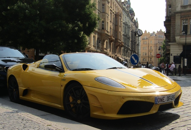 Ferrari Scuderia Spider 16M