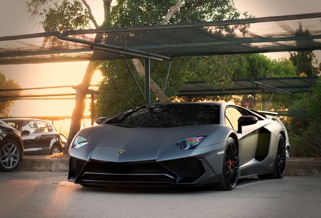 Lamborghini Aventador LP750-4 SuperVeloce