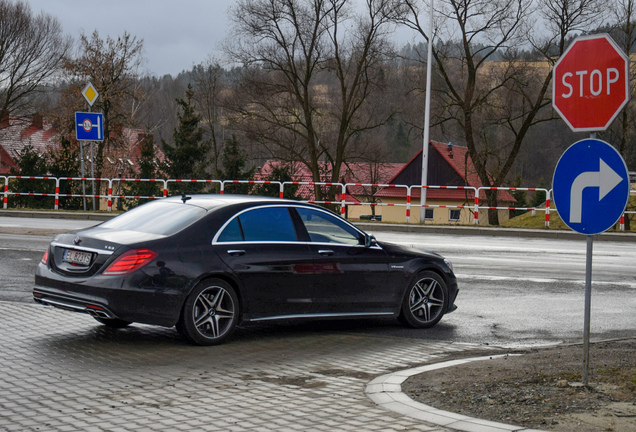 Mercedes-AMG S 63 V222