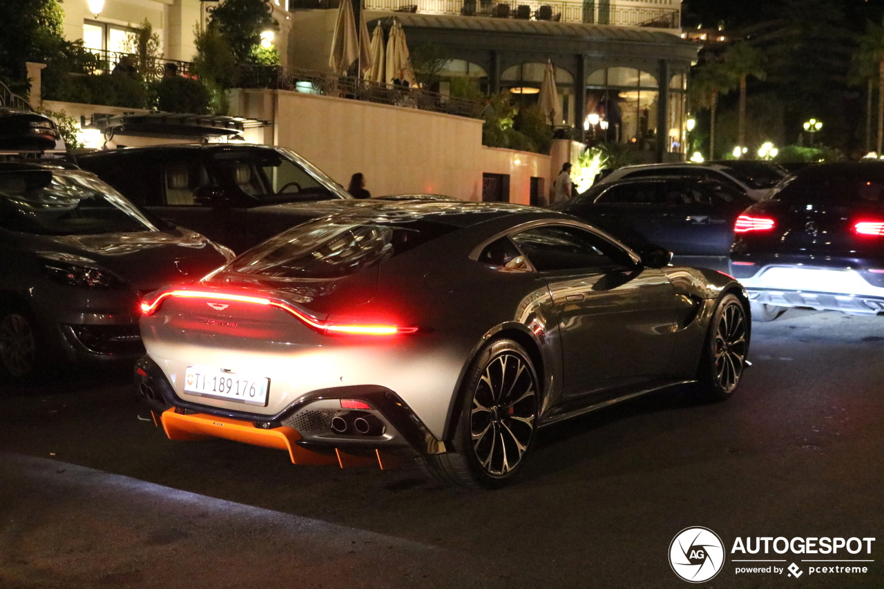 Aston Martin V8 Vantage 2018