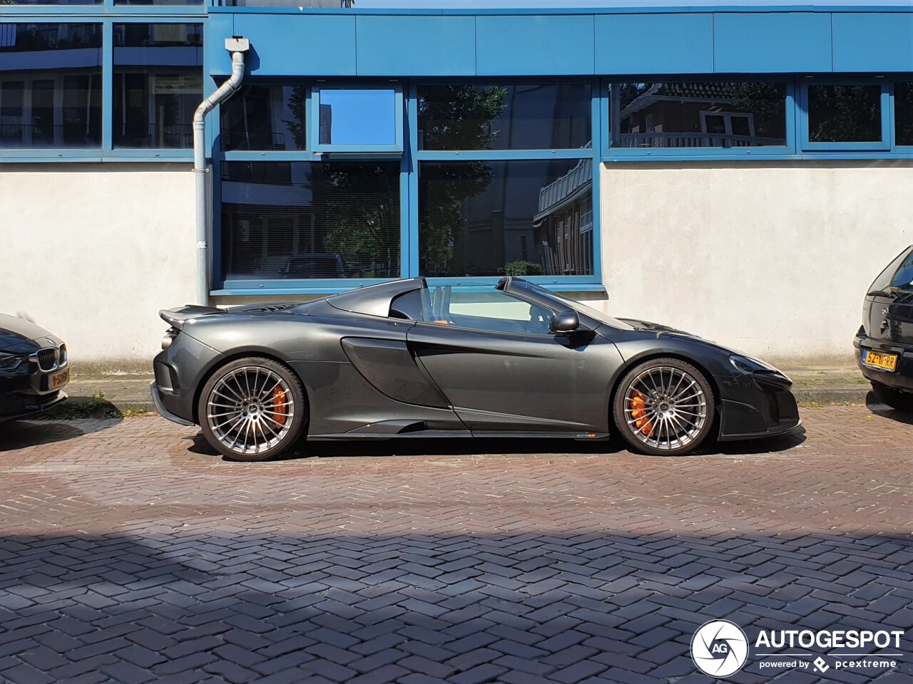 McLaren 675LT Spider