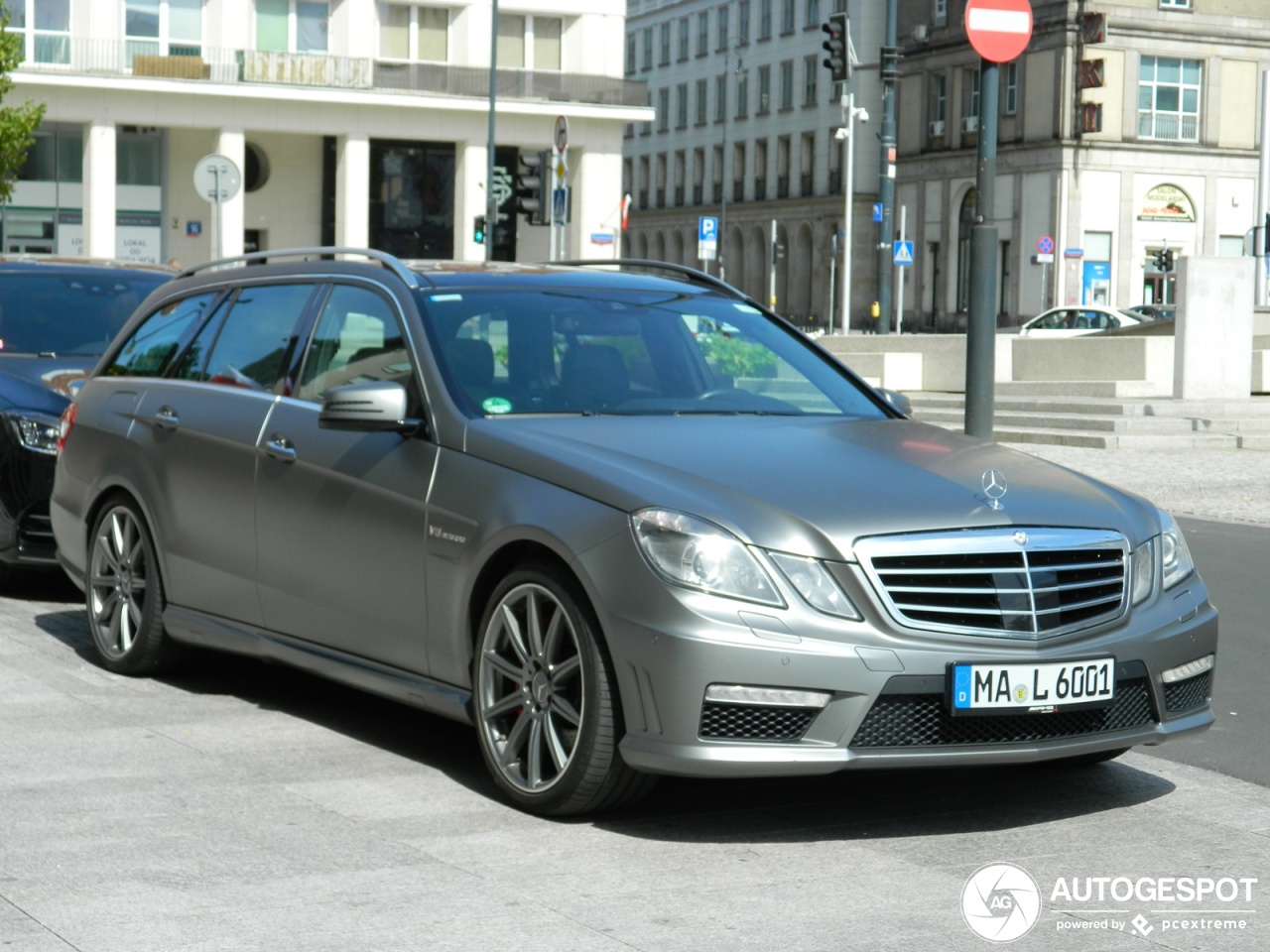 Mercedes-Benz E 63 AMG S212 V8 Biturbo