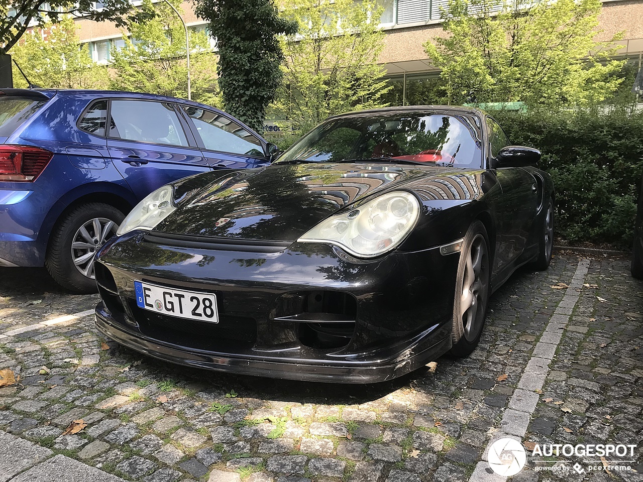 Porsche 996 GT2