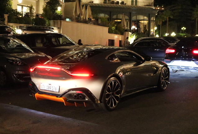 Aston Martin V8 Vantage 2018