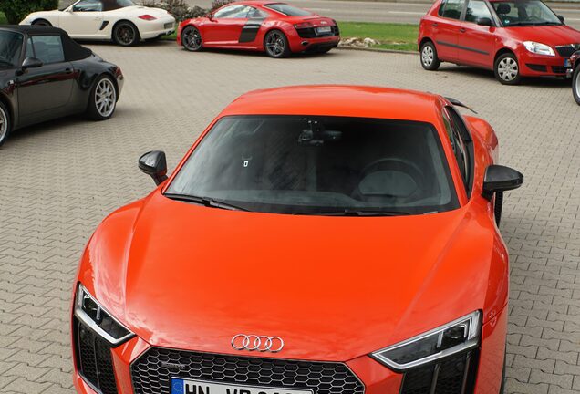 Audi R8 V10 Plus 2015