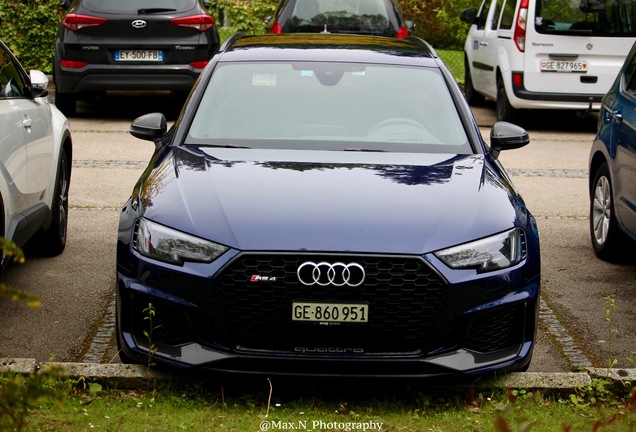 Audi RS4 Avant B9