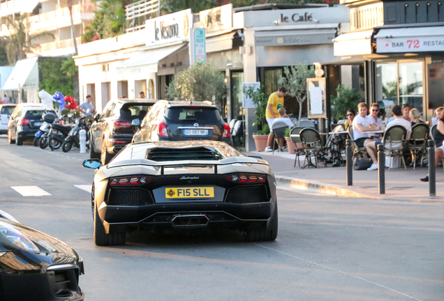 Lamborghini Aventador LP700-4