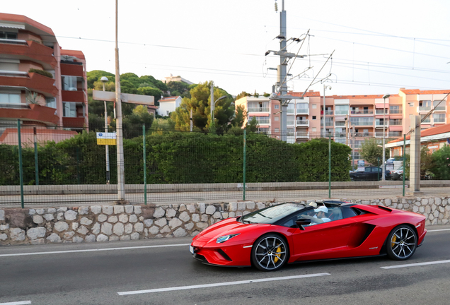 Lamborghini Aventador S LP740-4 Roadster