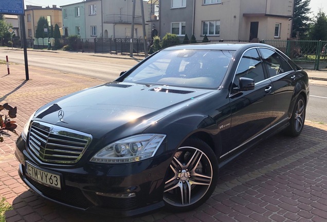 Mercedes-Benz S 63 AMG W221 2011