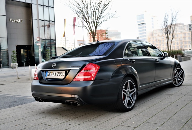 Mercedes-Benz S 65 AMG V221 2010