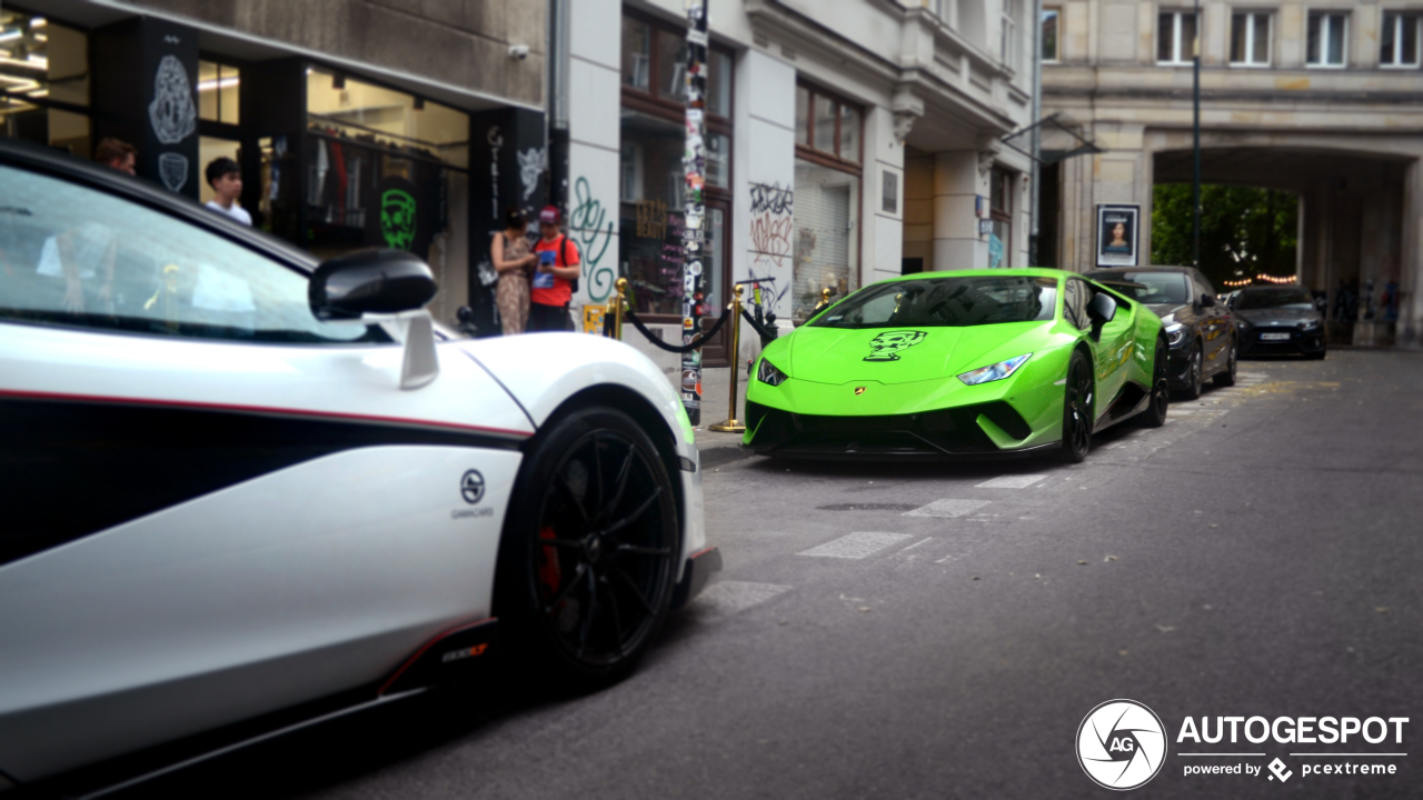 Lamborghini Huracán LP640-4 Performante