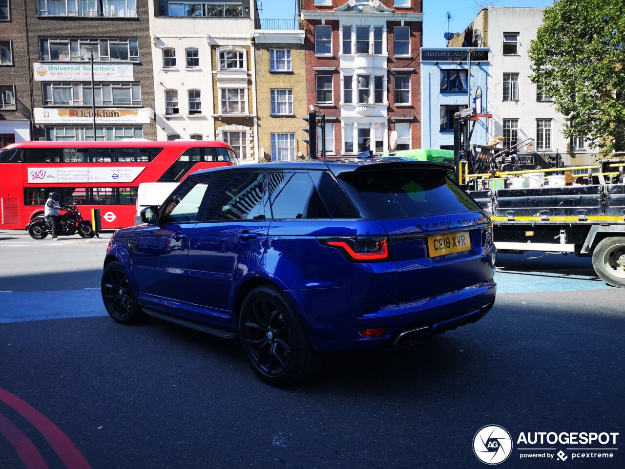 Land Rover Range Rover Sport SVR 2018