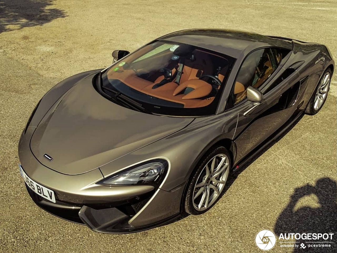 McLaren 570S