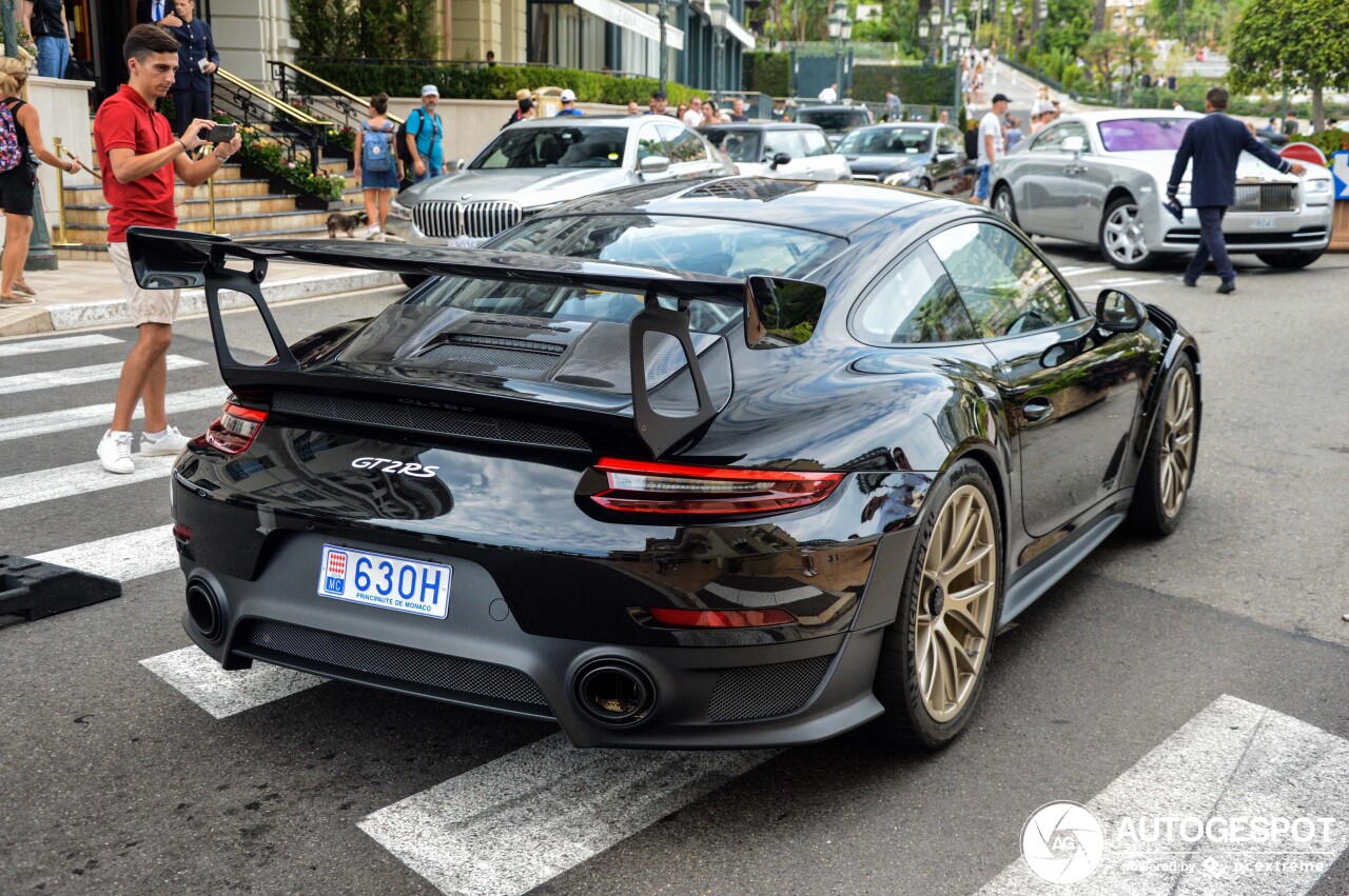 Porsche 991 GT2 RS Weissach Package