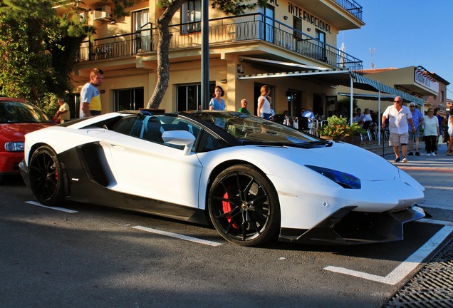 Lamborghini Aventador LP700-4 Roadster