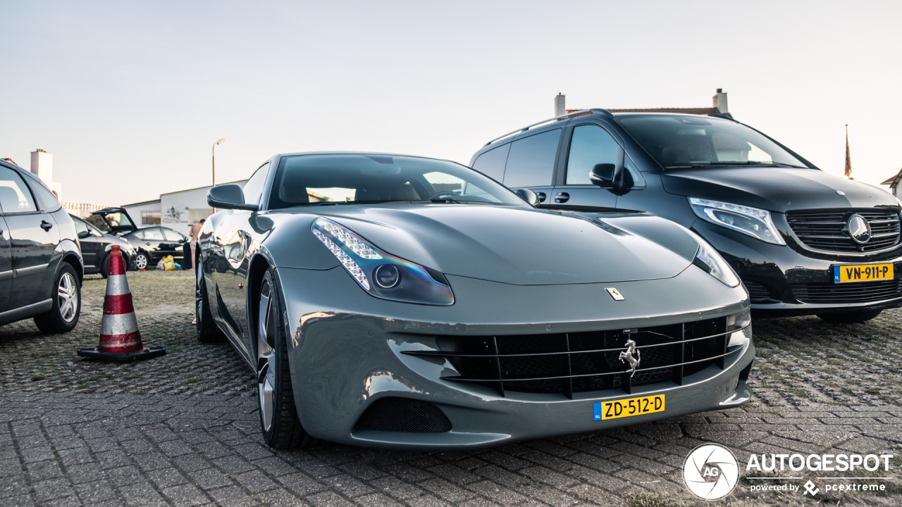 Ferrari FF