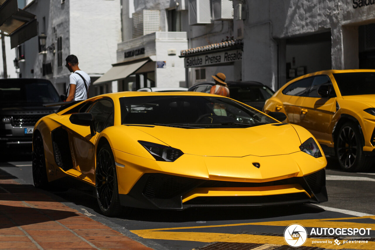 Lamborghini Aventador LP750-4 SuperVeloce