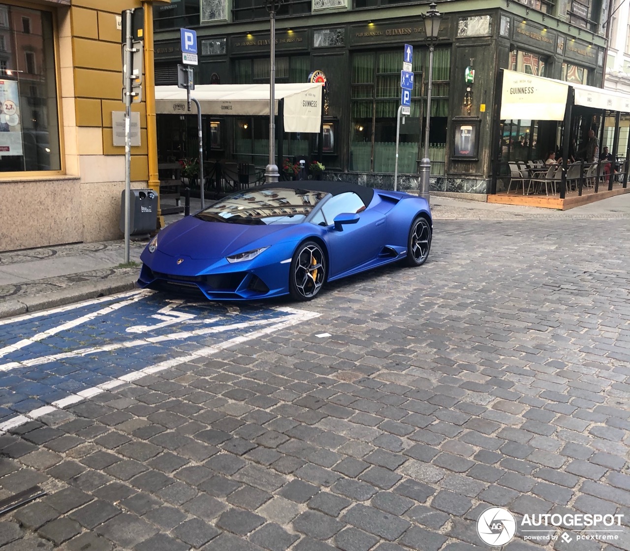 Lamborghini Huracán LP640-4 EVO Spyder