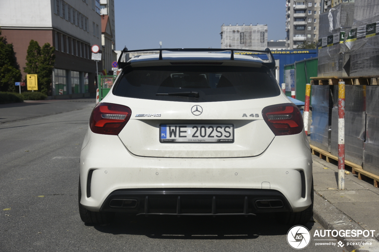 Mercedes-AMG A 45 W176 2015