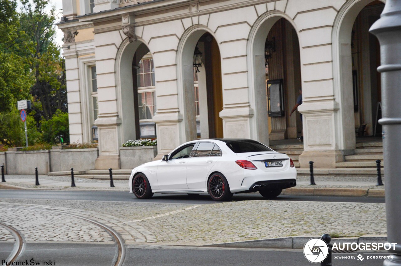 Mercedes-AMG C 63 S W205