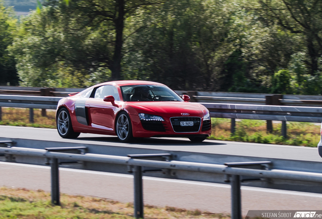 Audi R8