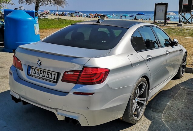 BMW M5 F10 2011