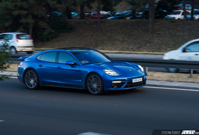 Porsche 971 Panamera Turbo