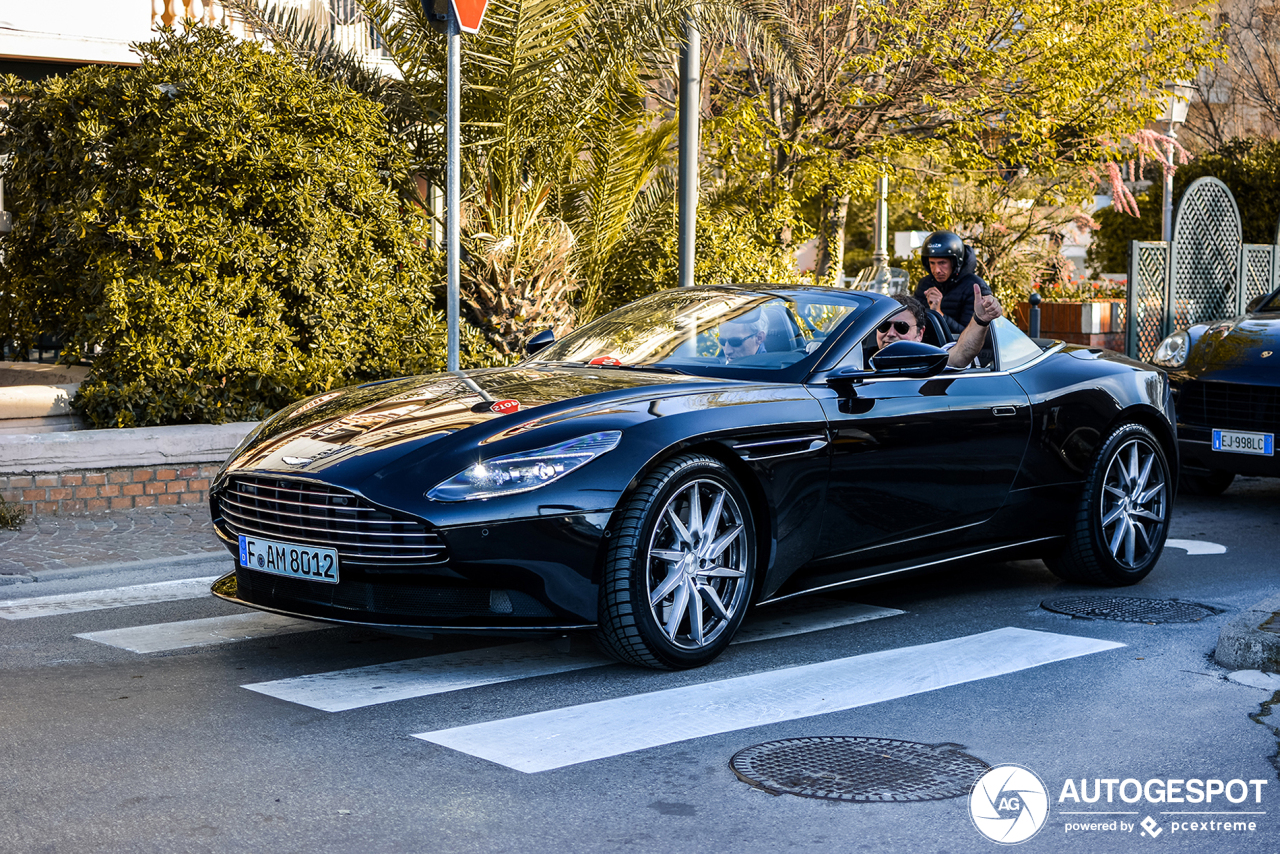 Aston Martin DB11 V8 Volante