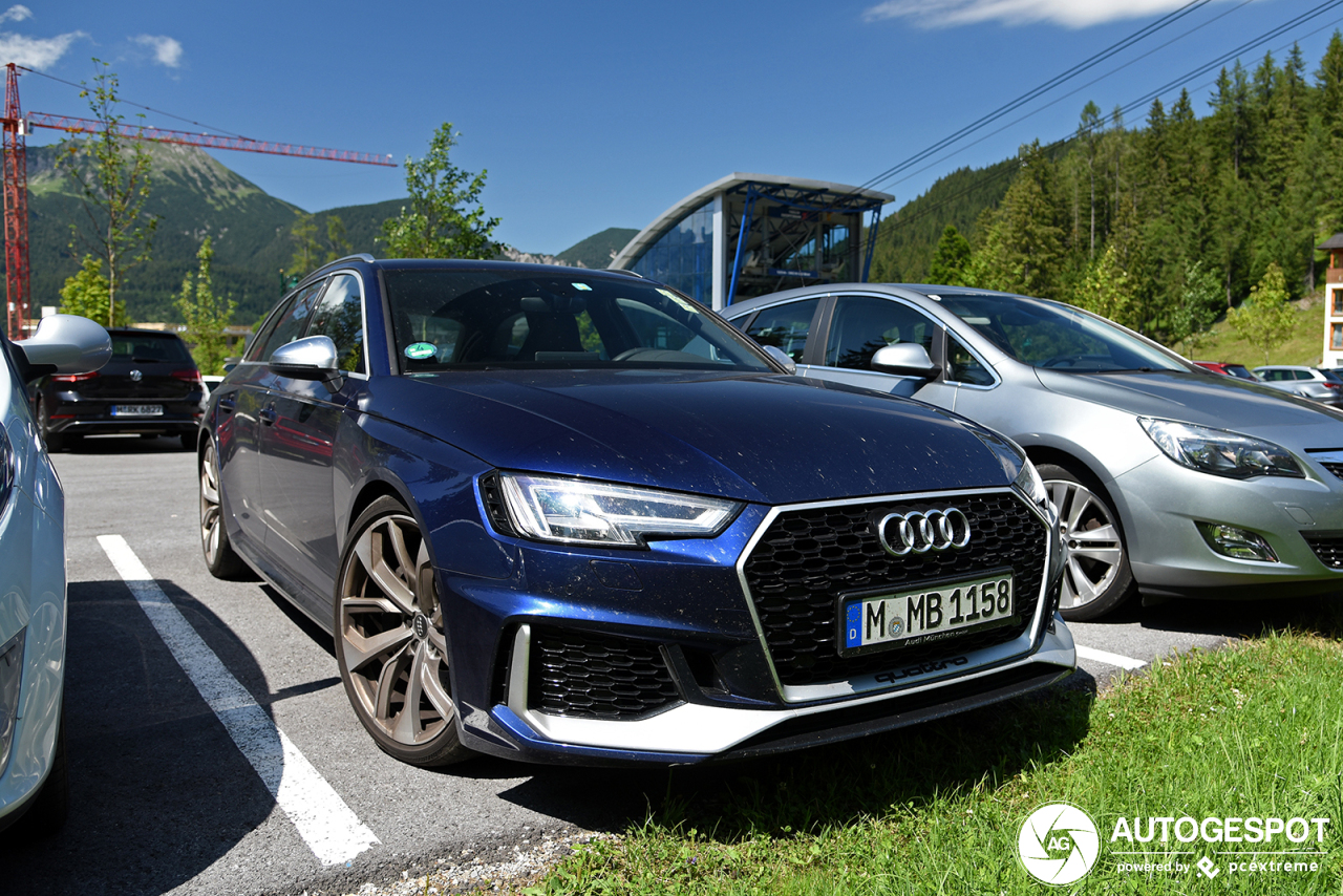 Audi RS4 Avant B9