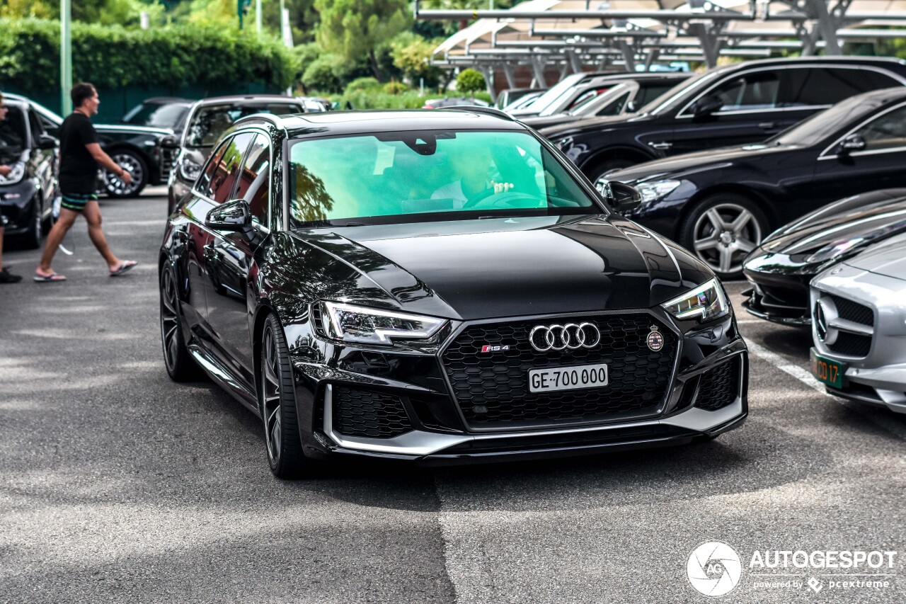 Audi RS4 Avant B9