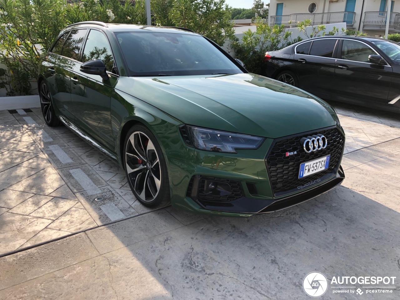 Audi RS4 Avant B9