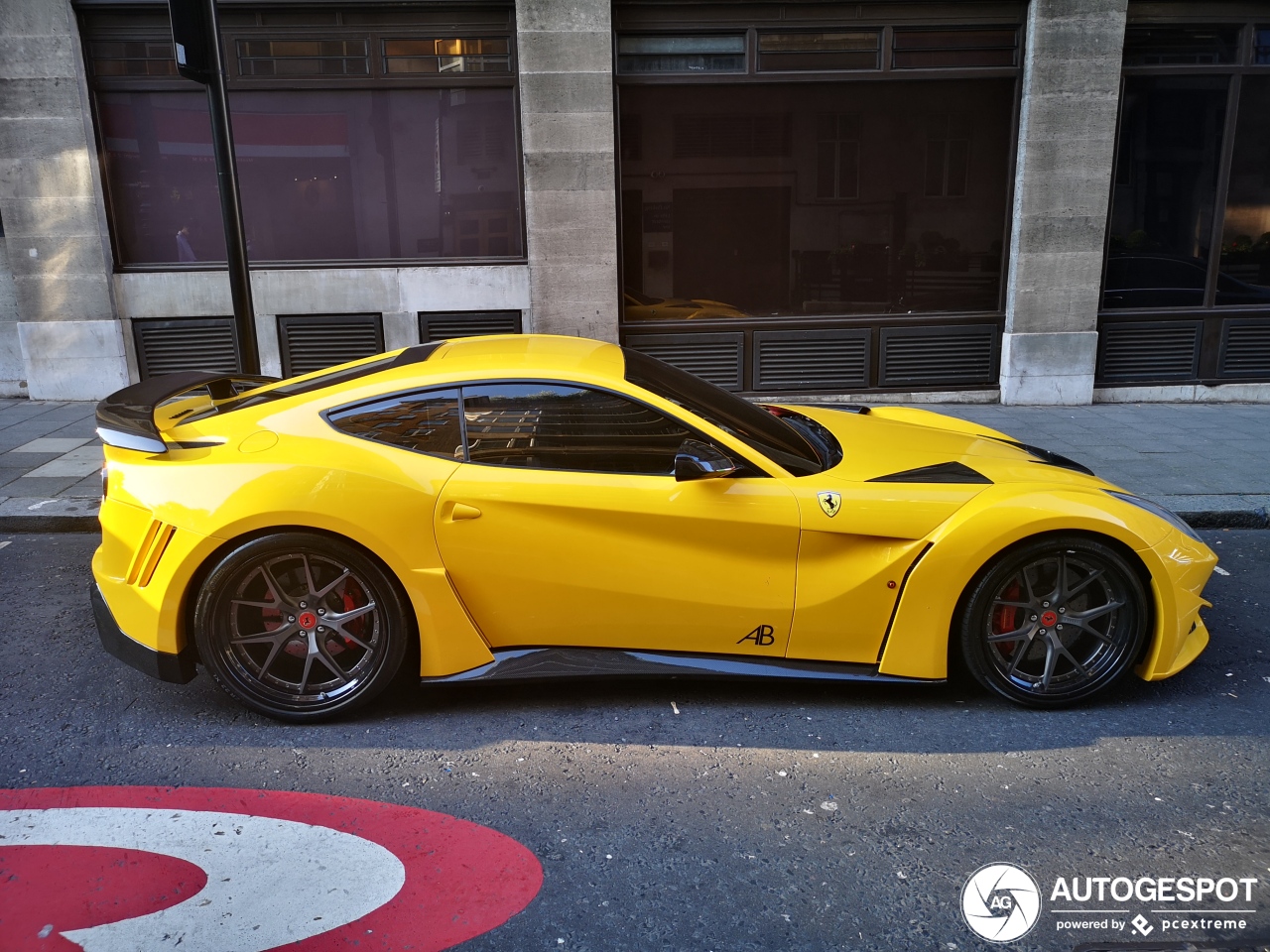 Ferrari Novitec Rosso F12 N-Largo