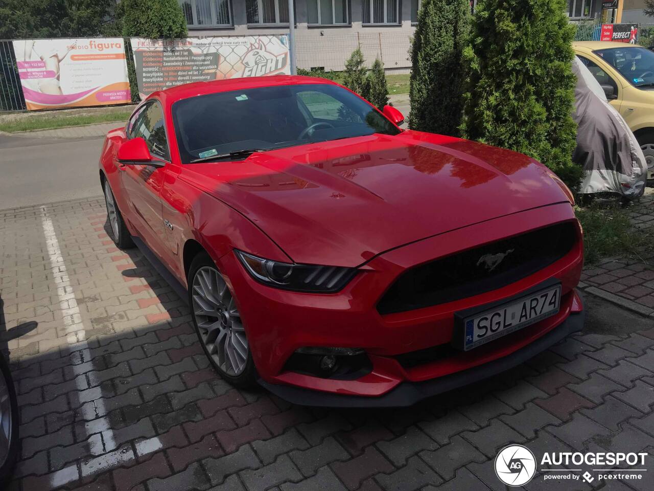 Ford Mustang GT 2015