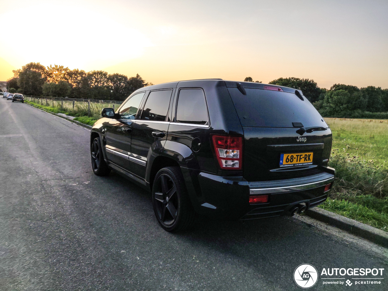 Jeep Grand Cherokee SRT-8 2005