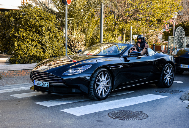 Aston Martin DB11 V8 Volante