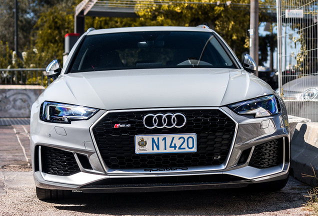 Audi RS4 Avant B9