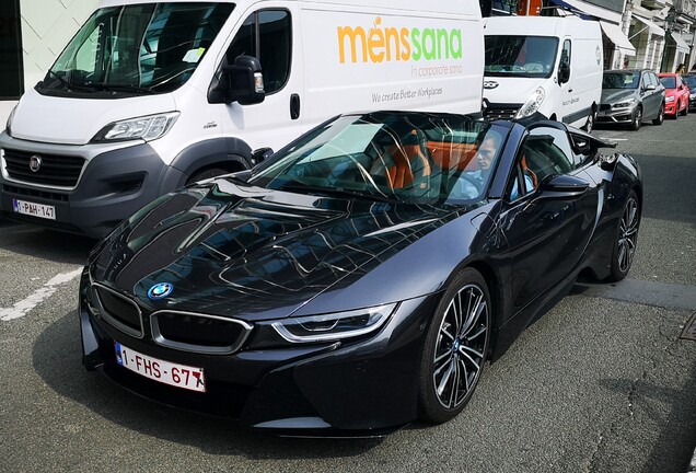 BMW i8 Roadster