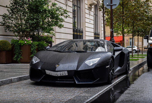 Lamborghini Aventador LP700-4 Roadster