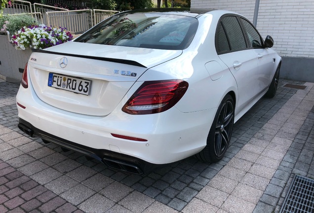 Mercedes-AMG E 63 S W213