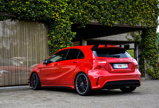 Mercedes-Benz A 45 AMG