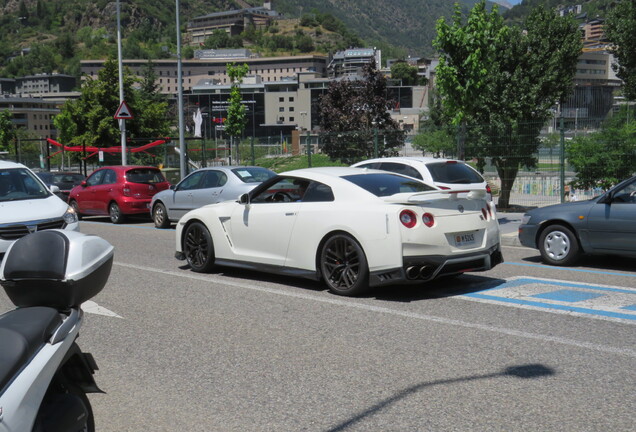 Nissan GT-R 2017