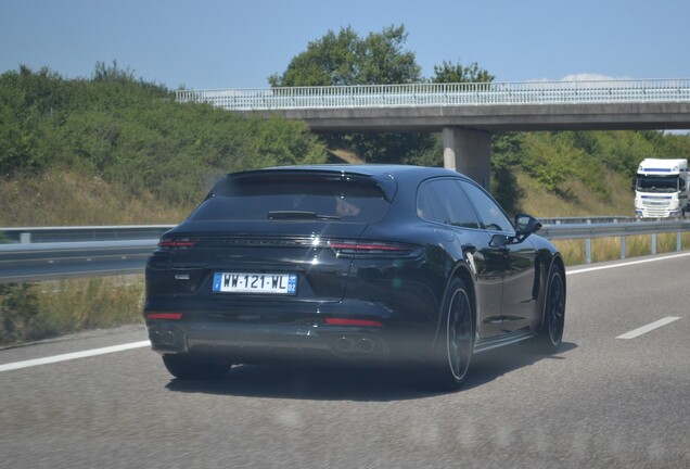 Porsche 971 Panamera Turbo S E-Hybrid Sport Turismo