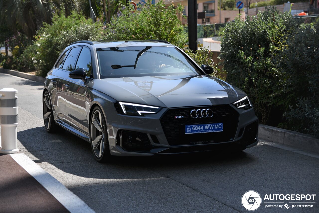 Audi RS4 Avant B9