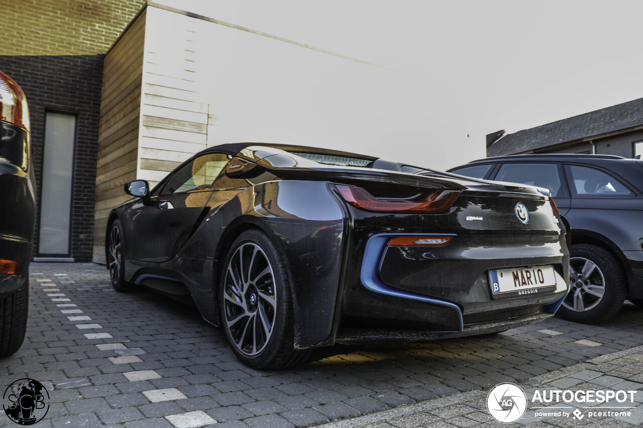 BMW i8 Roadster