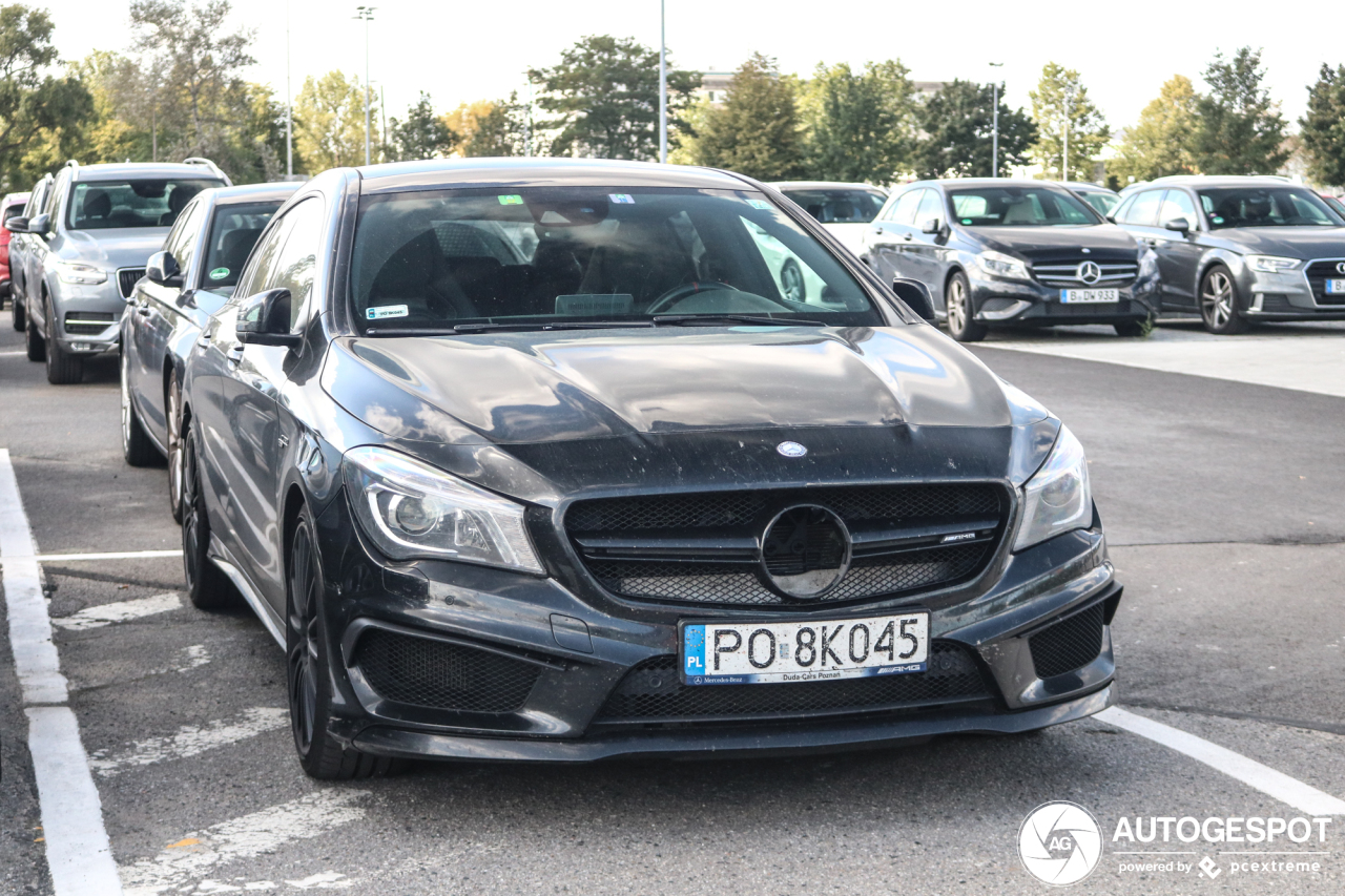 Mercedes-Benz CLA 45 AMG Shooting Brake