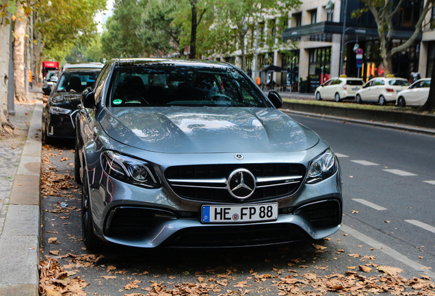 Mercedes-AMG E 63 S W213