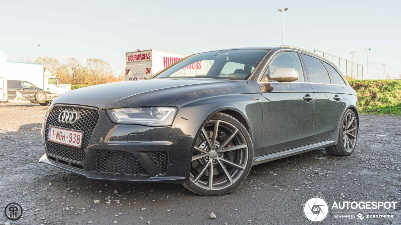 Audi RS4 Avant B8