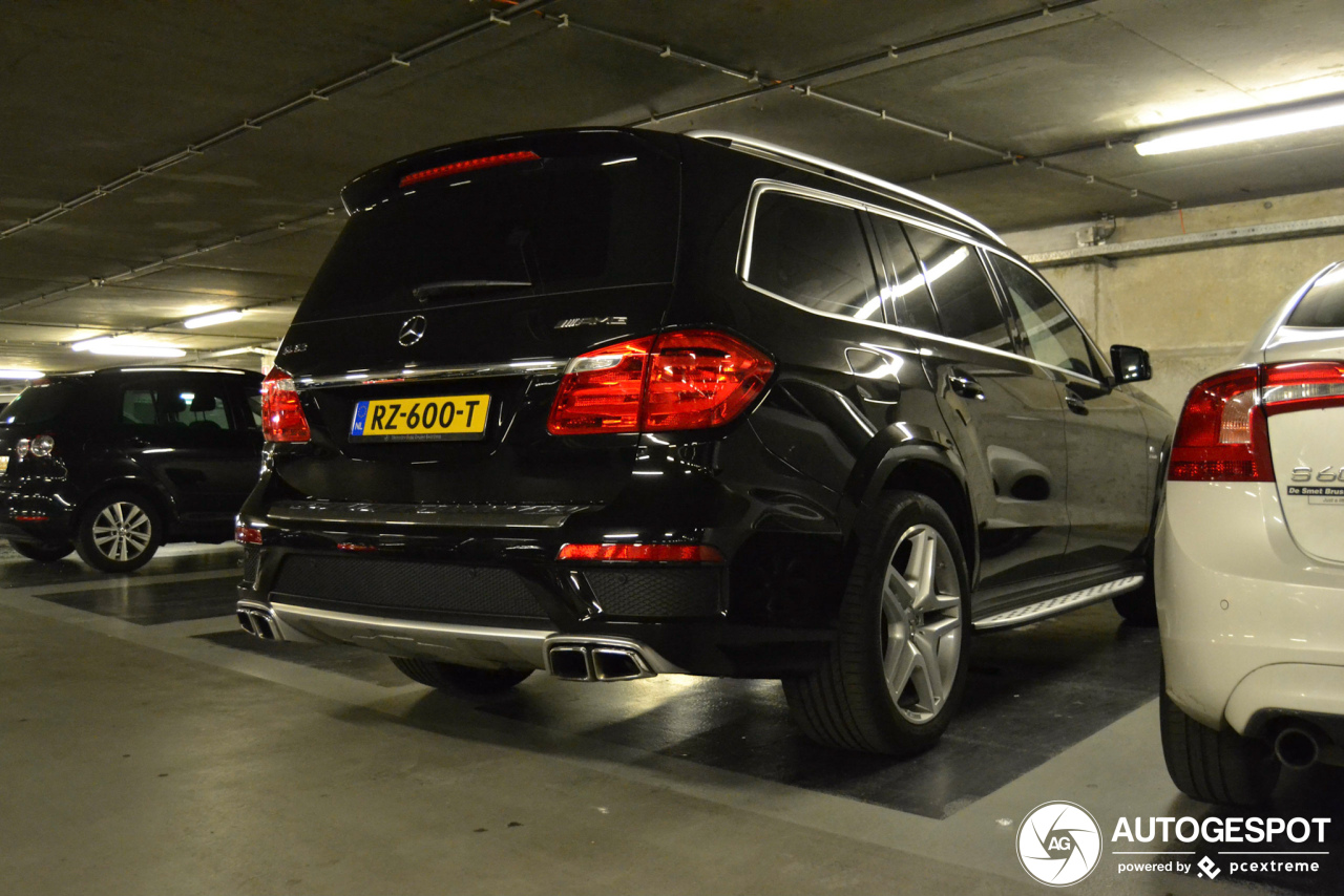 Mercedes-Benz GL 63 AMG X166