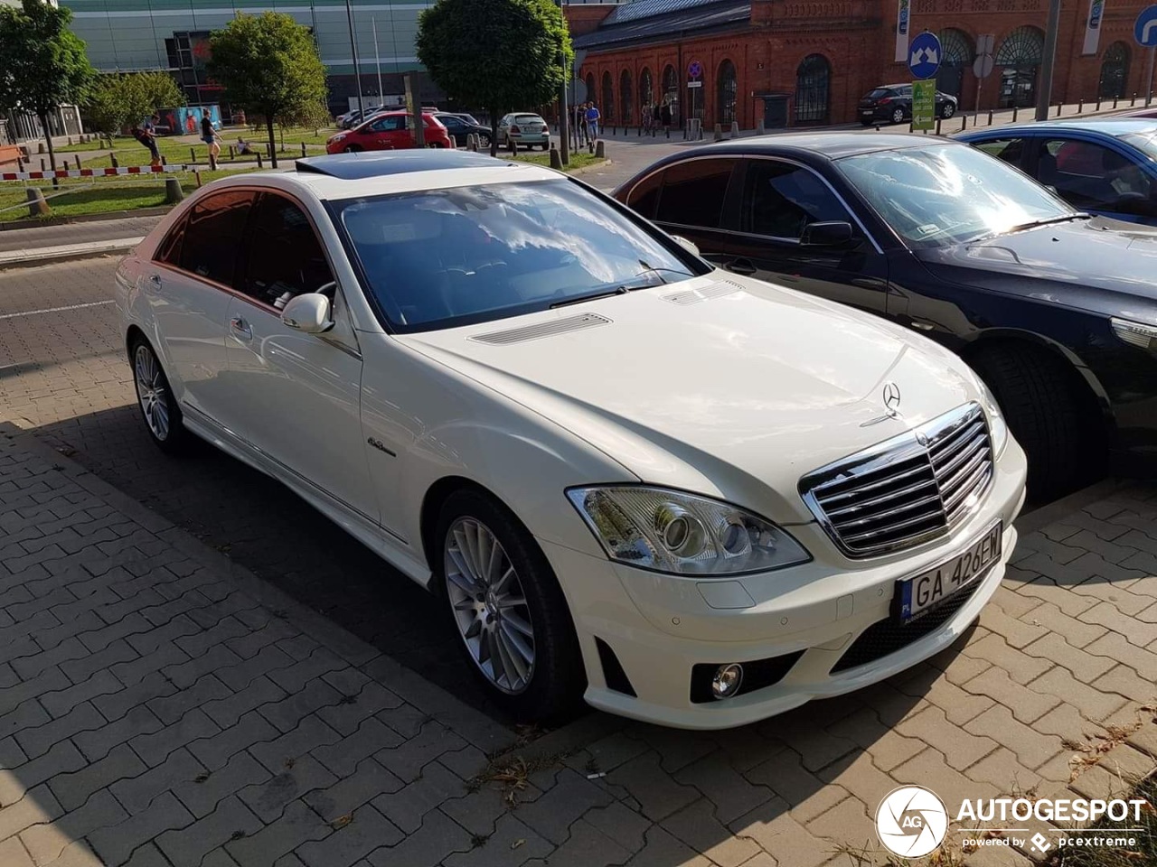 Mercedes-Benz S 63 AMG W221